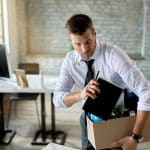 un salarié qui quitte l'entreprise avec une indemnité de licenciement